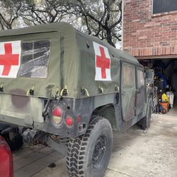1992 M998 Military Humvee 