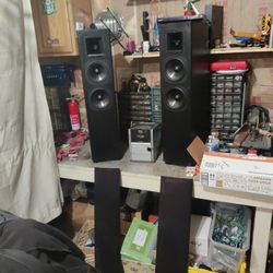 Klipsch Synergy S-f 2 Speaker System Both Are 100 Watts Max
