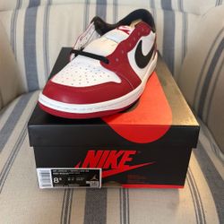 New Jordan 1 Low og Chicago Size 8.5 $140