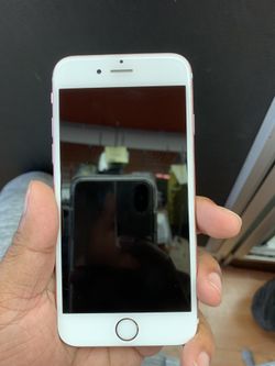 iPhone 6S 32gb rose gold Unlocked Mint