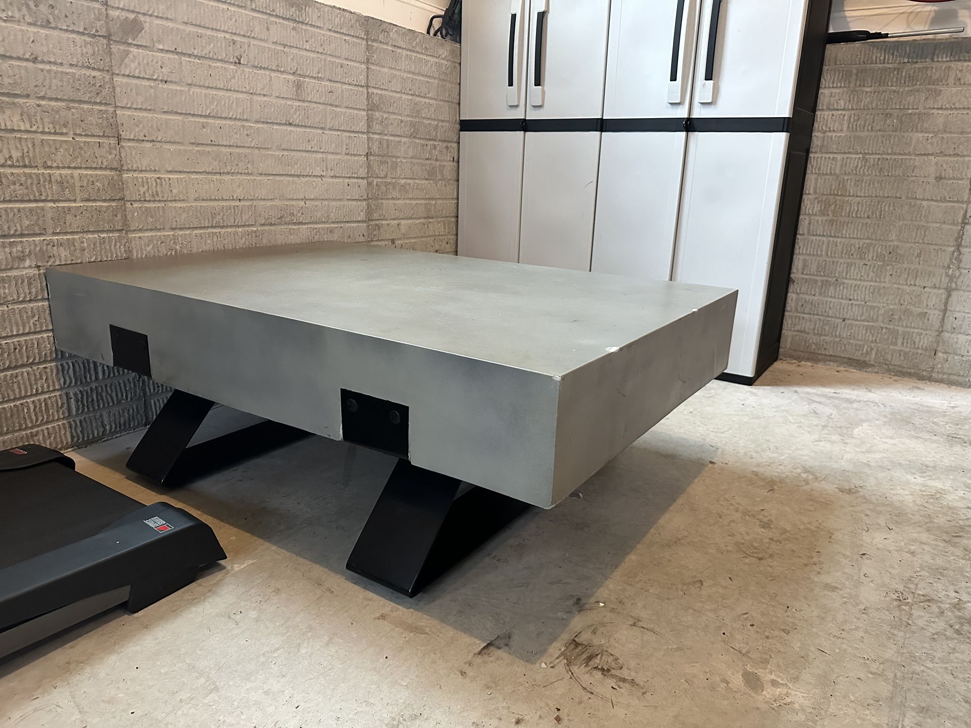 Concrete Table
