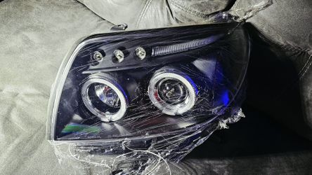 2003-2005 4 RUNNER HALO PROJECTOR Front Headlamp