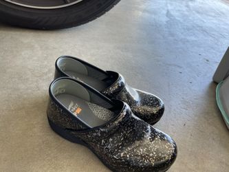 Dansko 38