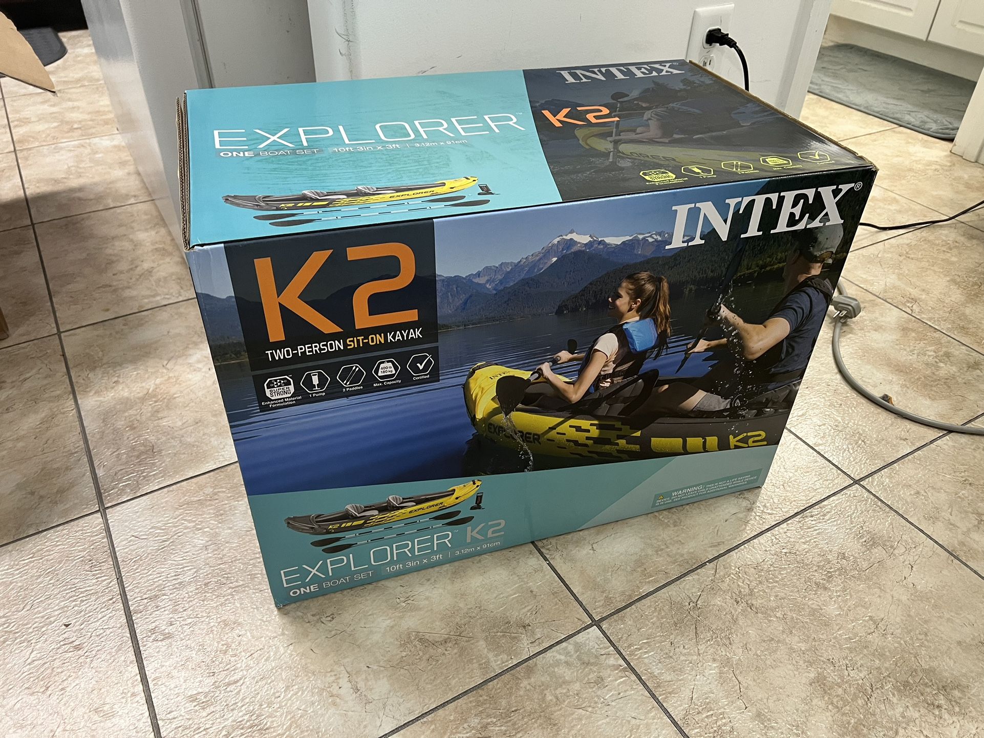 Intex Explorer K2 Kayak with 1 Adult Large life vest (New)