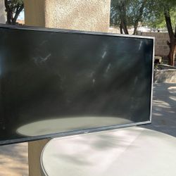 PIXEL 42 INCH NON SMART TV. NO REMOTE. 