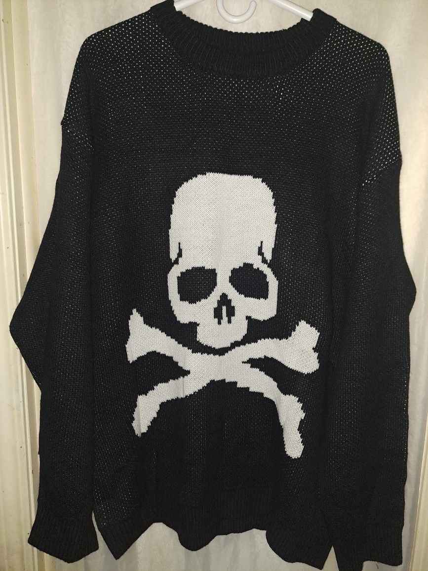 RARE VERY NICE High Quality Skull Sweater