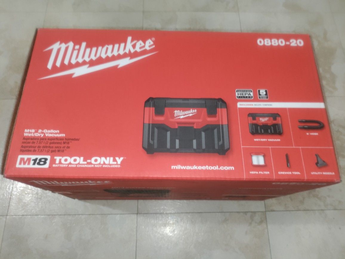 NEW Milwaukee M18 Cordless 2-Gallon Wet/Dry Vacuum (Tool Only)