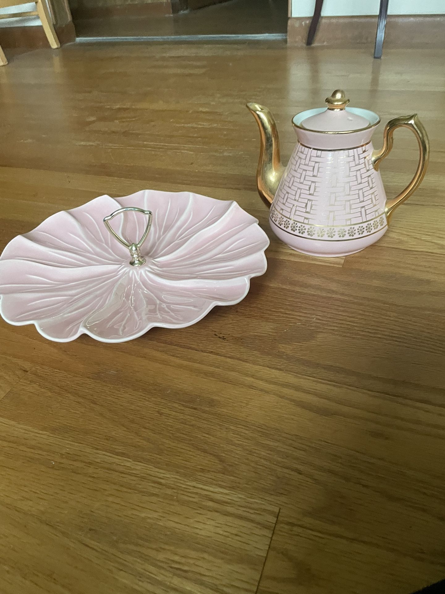 Vintage Hall Gold Pottery