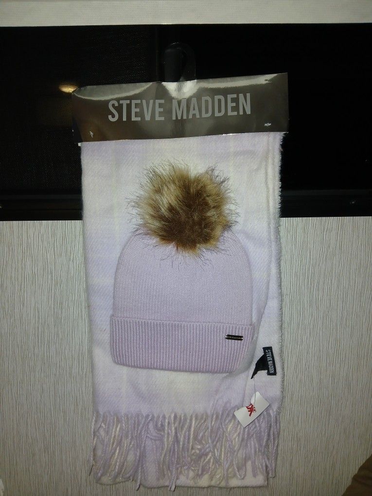 Steve Madden Plush Pink/lavender Beanie And fringed Scarf.
