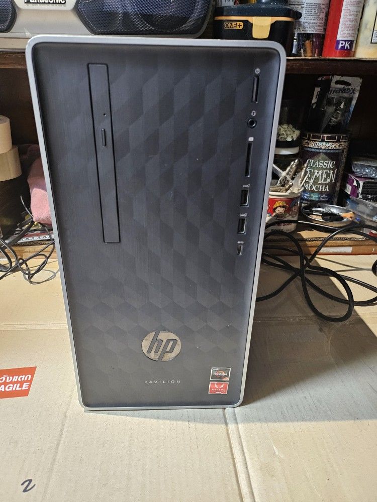 HP Pavillion AMD Ryzen Windows 11 PC