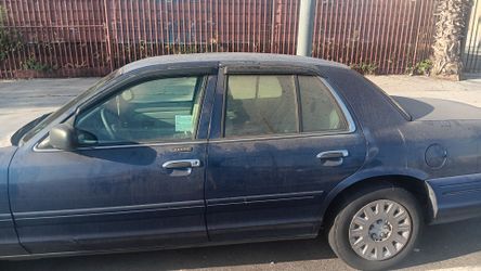 1999 Ford Crown Victoria