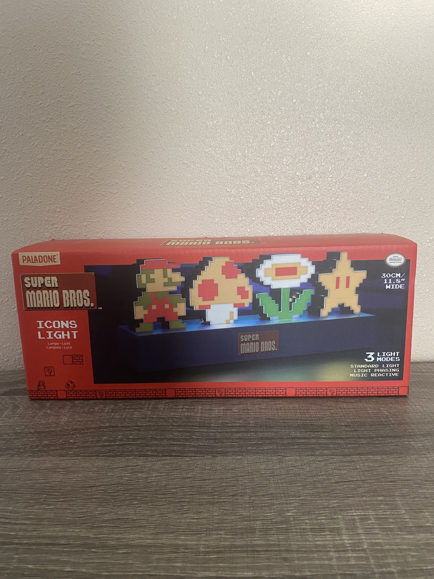 Super Mario Bros 8-bit Icons Lights