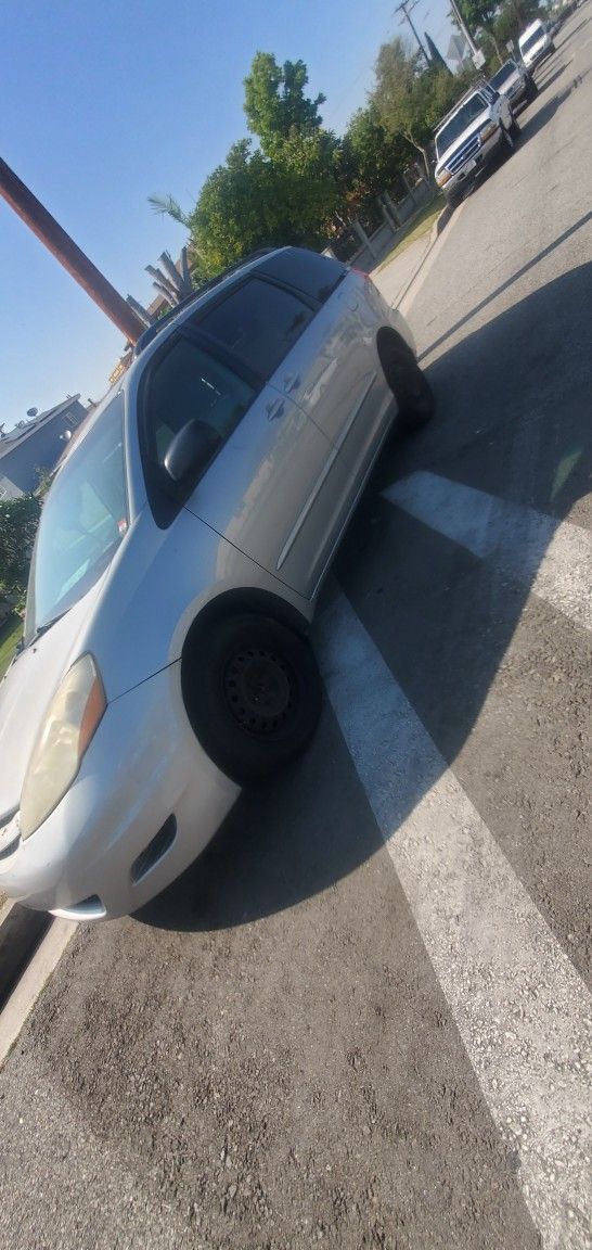 2010 Toyota Sienna