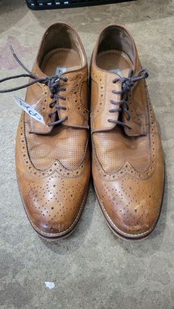 Men's Tan Leather Wingtip Brogue Dress Shoes