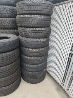 Set LT225 /75/16 Adventuro
