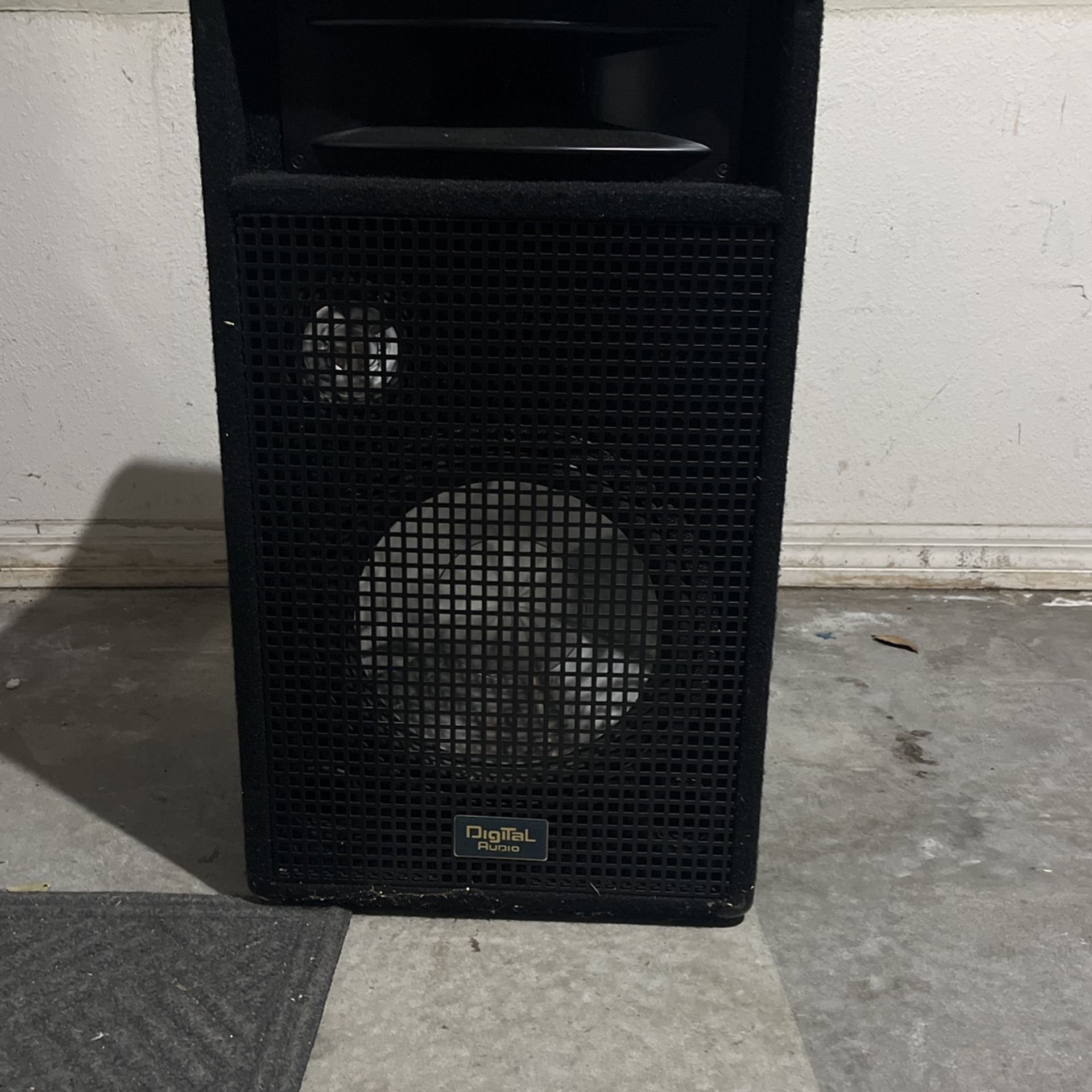 Subwoofer / Speaker