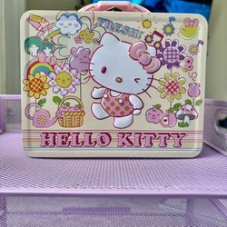 Hello Kitty Lunch Box