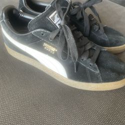 Puma Suede Gum bottoms 