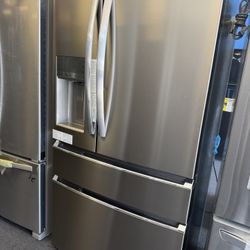 Frigidaire 4 Door French Door Fridge 