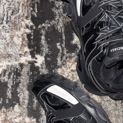balenciaga tracks
