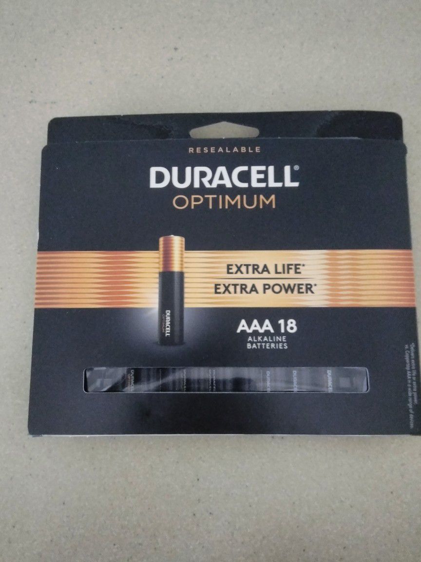 1 pack of Duracell Optimum AAA 18 batteries