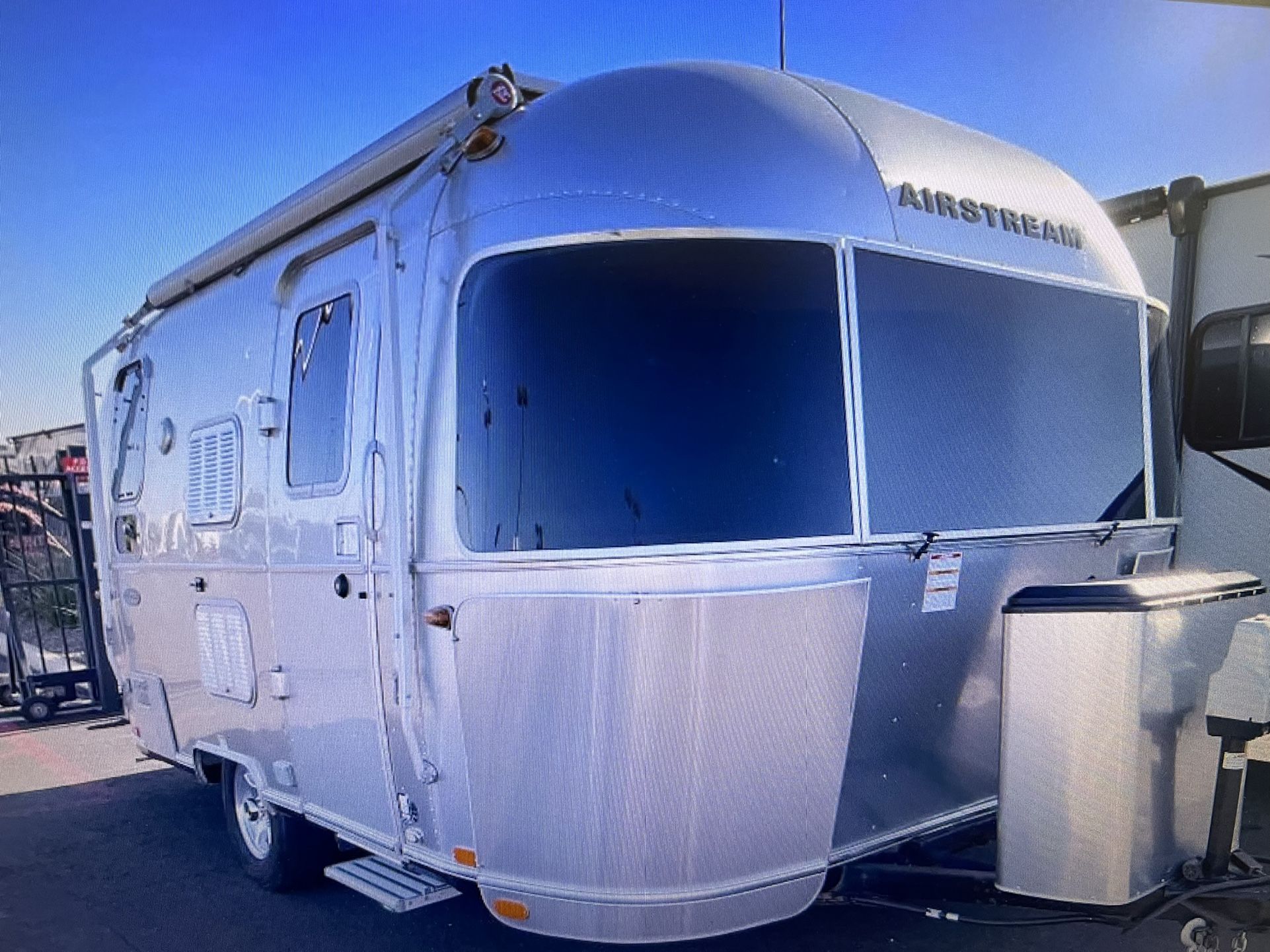 2019 FLYING CLOUD 19CB