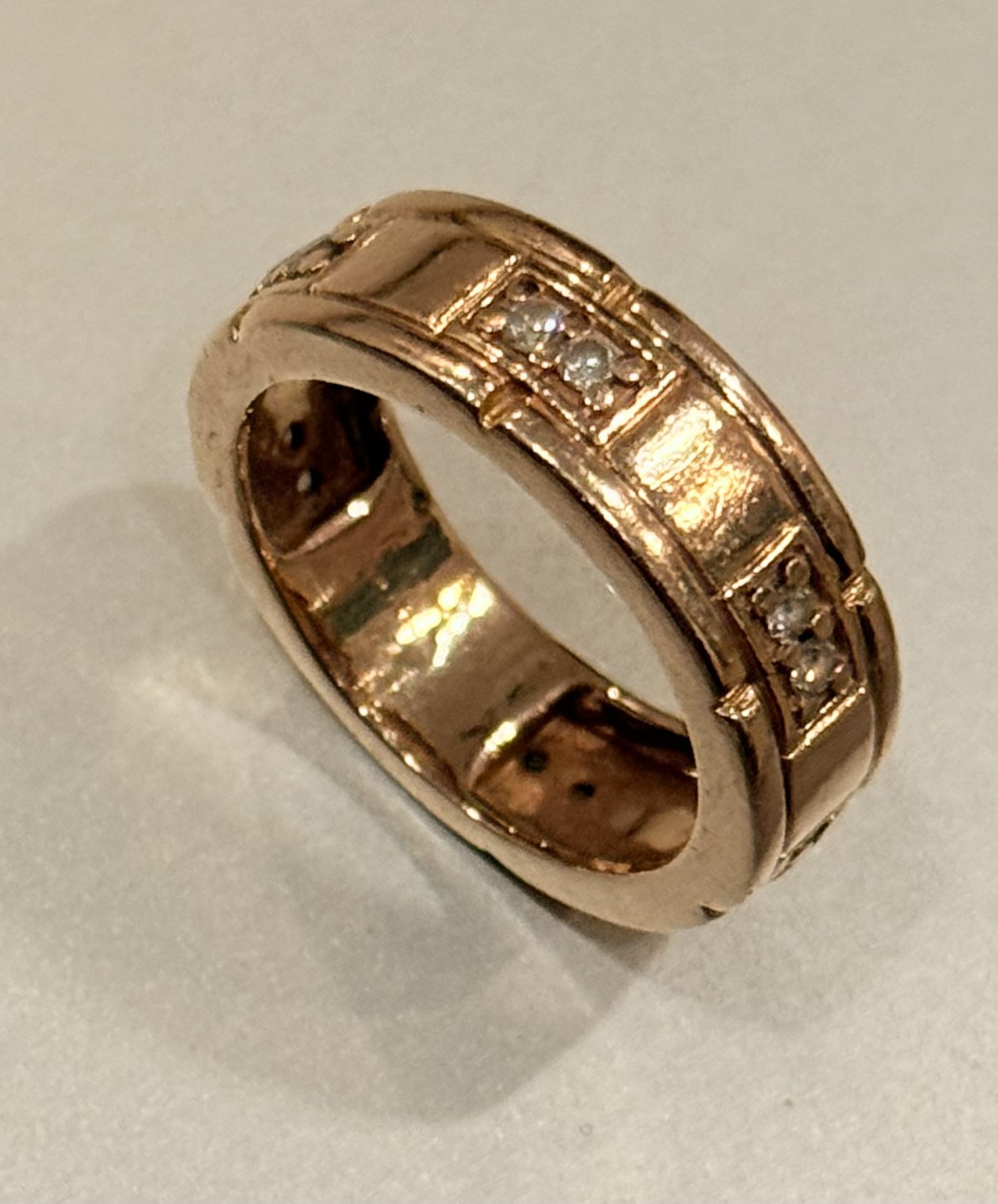 Men’s Ring - 12 Diamonds