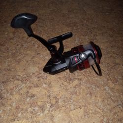 Penn fierce 3 2500 Fishing Reel 