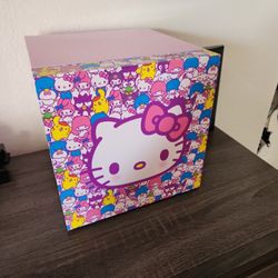 Hello Kitty on sale Mini fridge