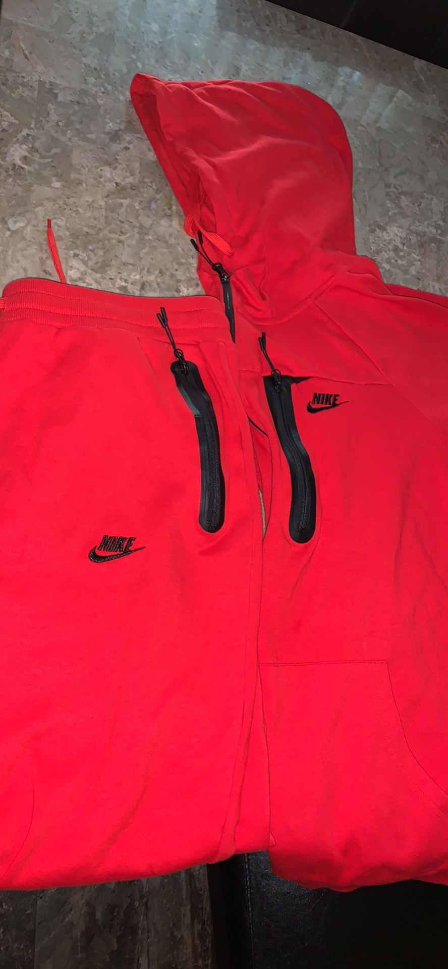 Nike Tech Fleece Full-Zip Hoodie And Joggers 