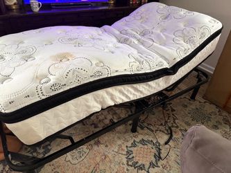 Linenspa Motorized Adjustable Bed Base & Mattress Set – Great Condition!