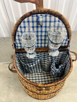 Picnic basket