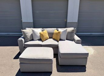 Sectional couch