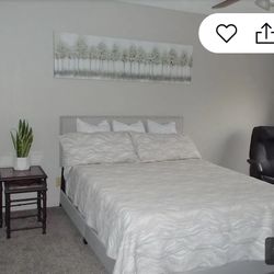 Queen Mattress - Like New