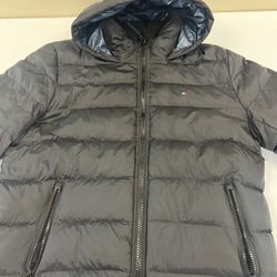 Tommy Hilfiger Puffer Jacket (L)