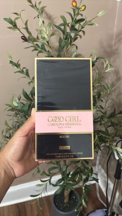 Carolina Herrera Good Girl Blush Perfume