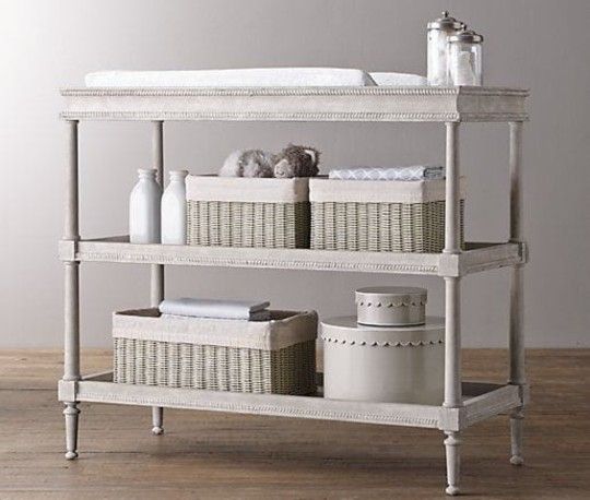 RH Airin Spindle Changing Table