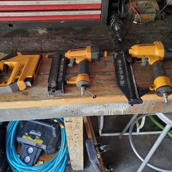 Bostitch  Brad Nailer Set With Staple Gun
