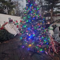 Prices Firm.. Beautiful Seven And A Half Foot Multifunction Pre-lit Christmas Tree