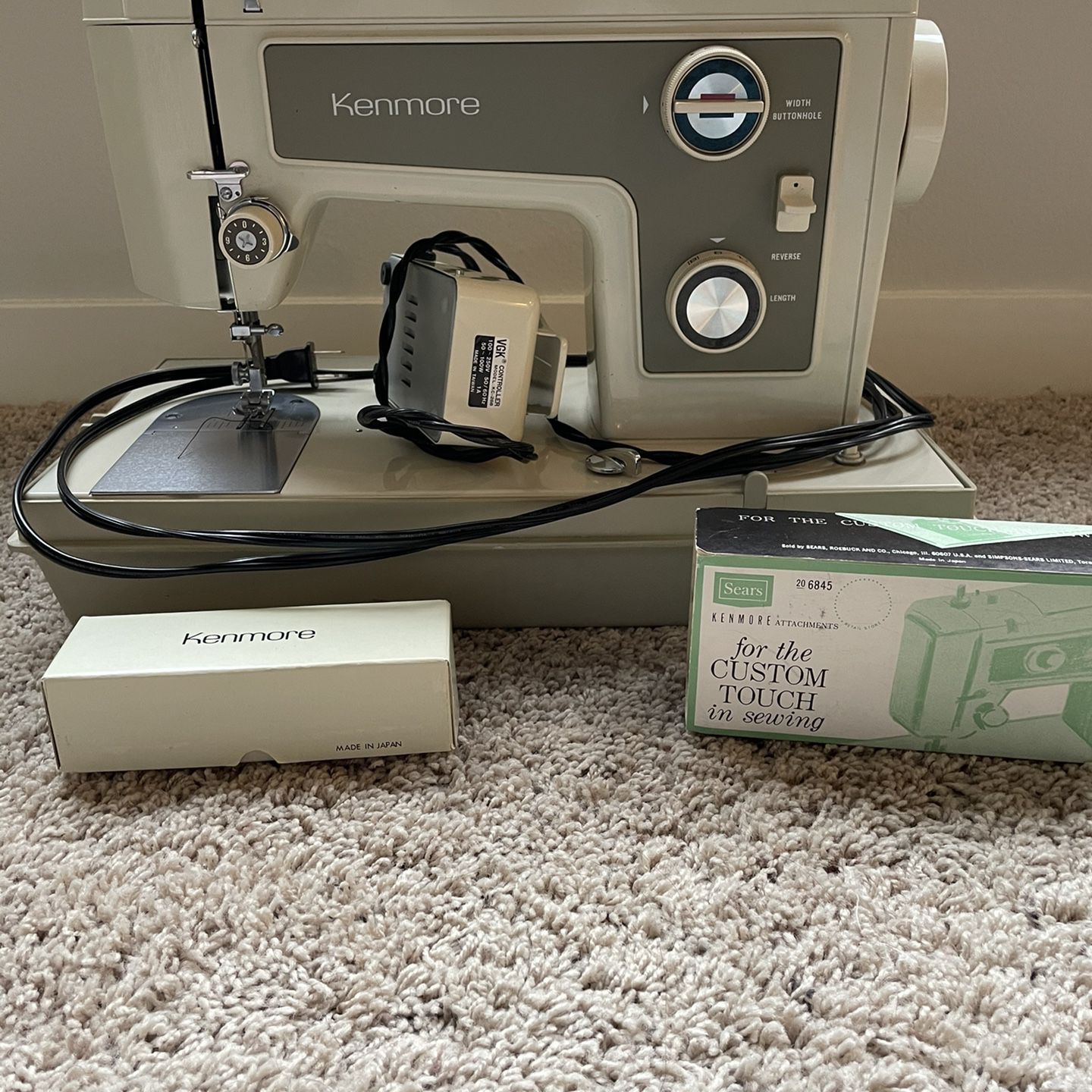 Vintage Kenmore Sewing Machine With Case