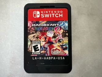 Mario Kart 8 Deluxe (Nintendo Switch) – Cartridge Only