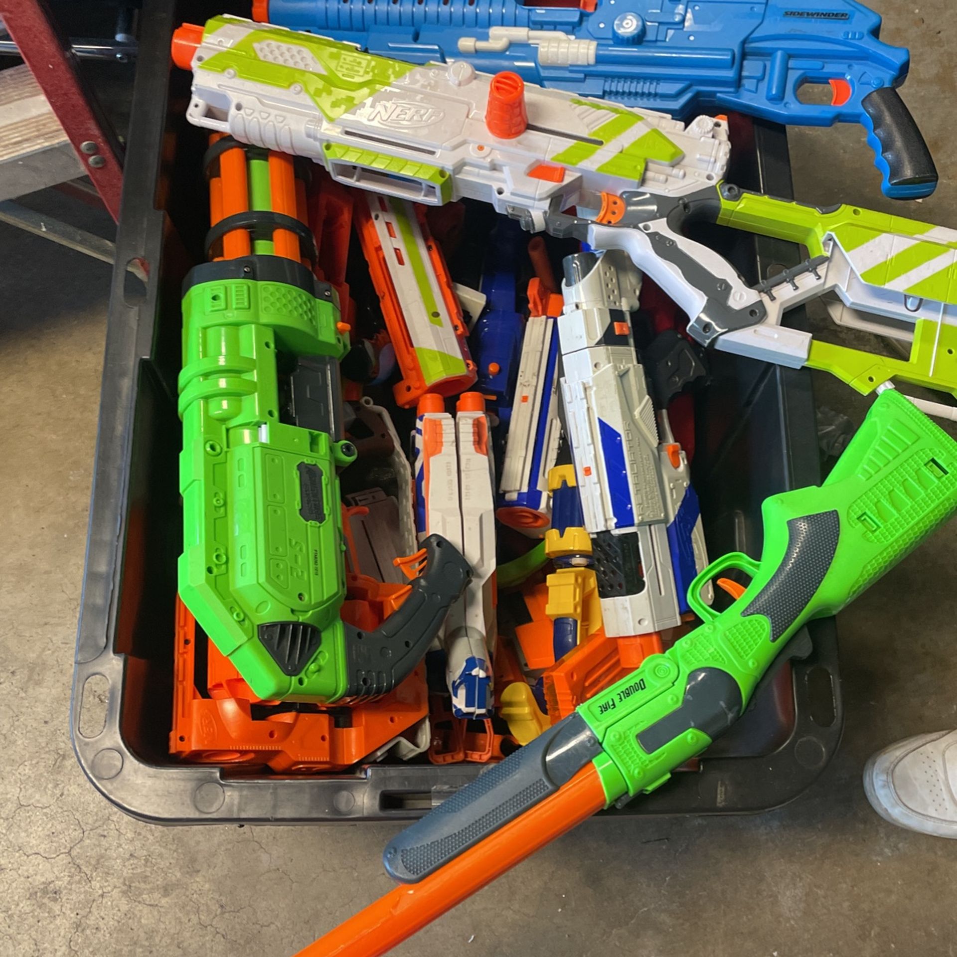 Nerf Guns And Accessories
