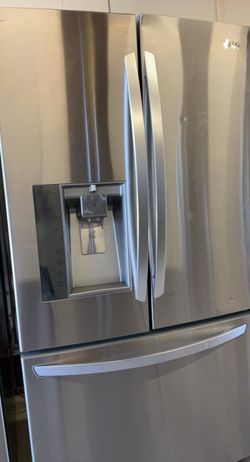 LG 3 Door Stainless Steel Refrigerator 33" Wide With Water and Ice maker
