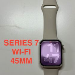 Apple Watch Series 7 45mm Aluminum Starlight Silicone Band 