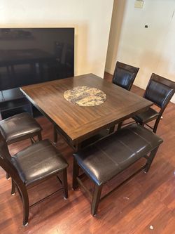 Lazy Susan dining table