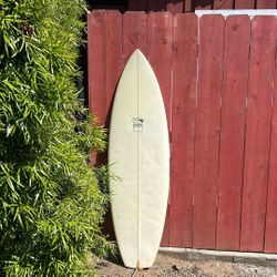 FCD (Patagonia) Surfboard 5’6 (27.1L)