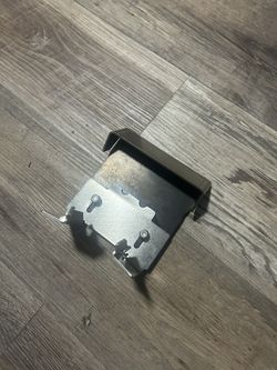 Commercial Vacuum Hanger 