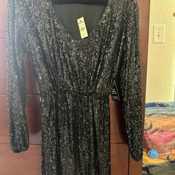 Beautiful Long Sleeves Sequins Dress  NEW