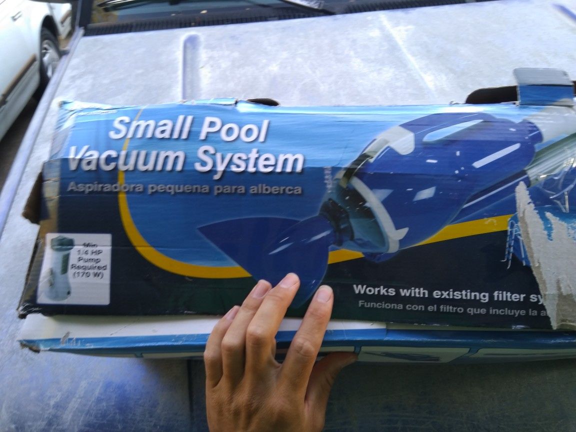 Pool vacuum system