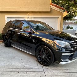 2013 Mecedws M63 Amg